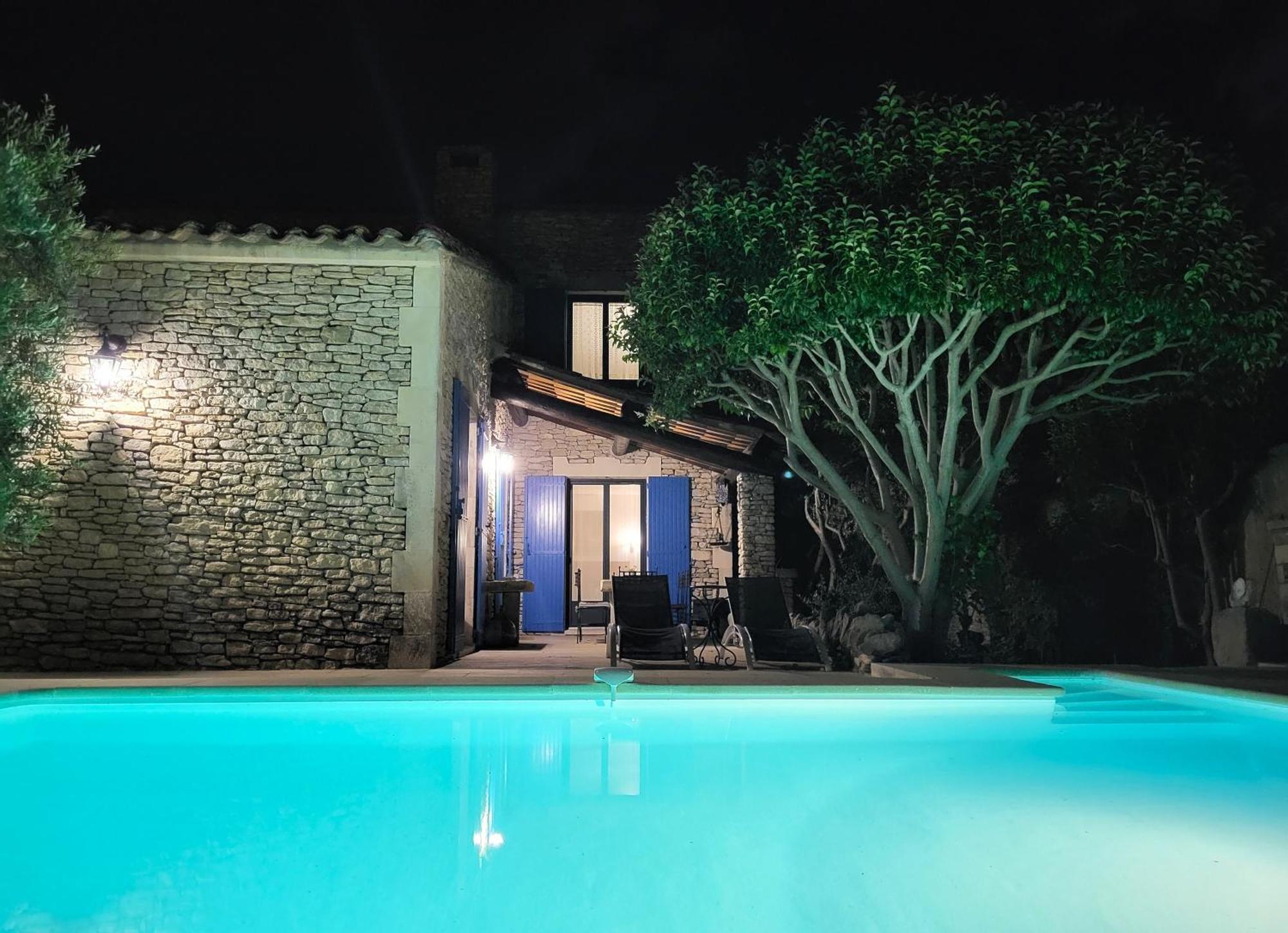 "La Massette Du Cheval Blanc" Villa De Caractere En Pierre LʼIsle-sur-la-Sorgue Exteriör bild